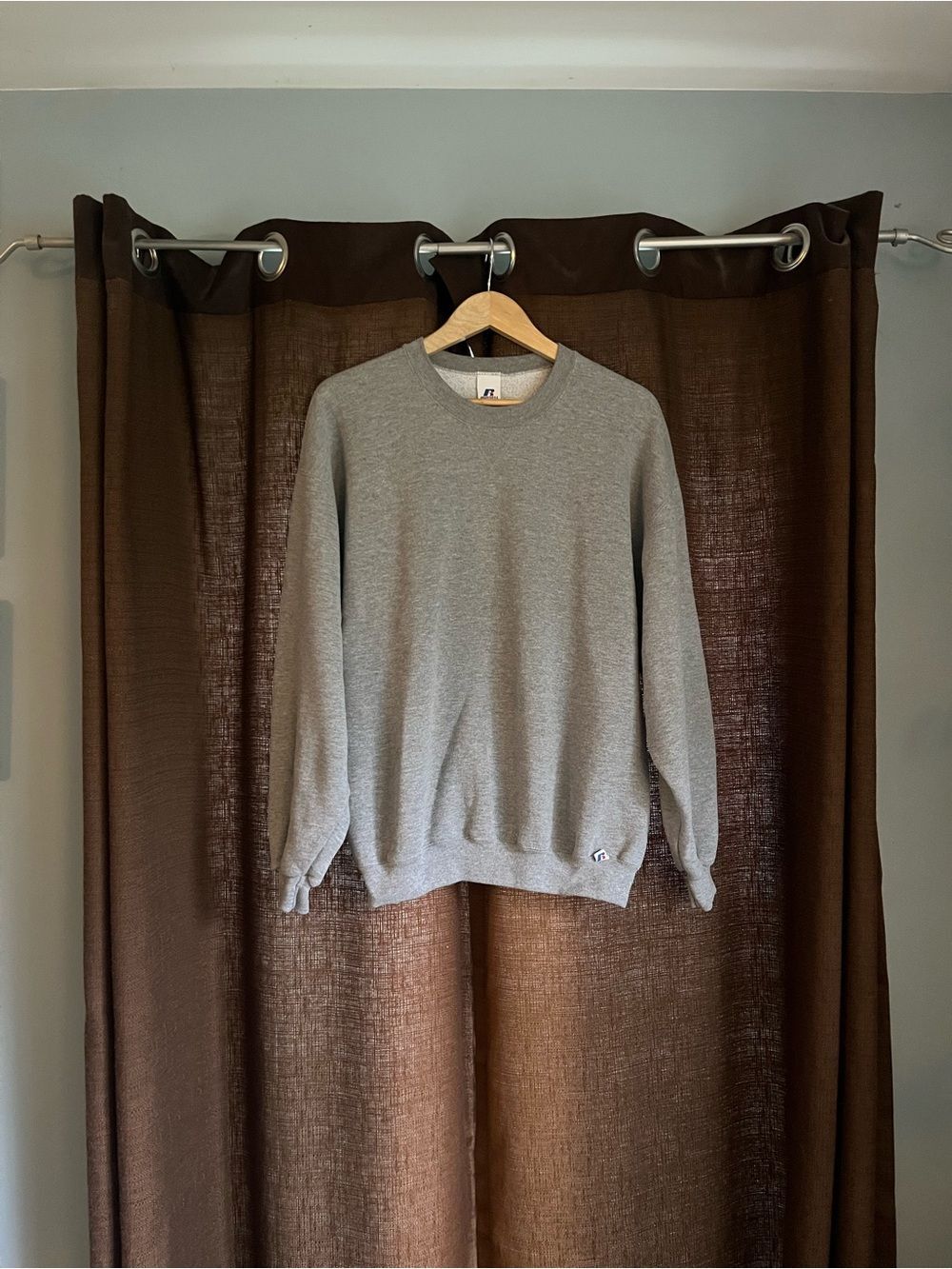 Classic Vintage Russell Crewneck Men's Sweater - Light Gray